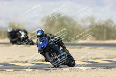 media/Nov-16-2025-Race Pace (Sun) [[8c5fa54630]]/Verified Riders/2-Turn 7 (945am)/